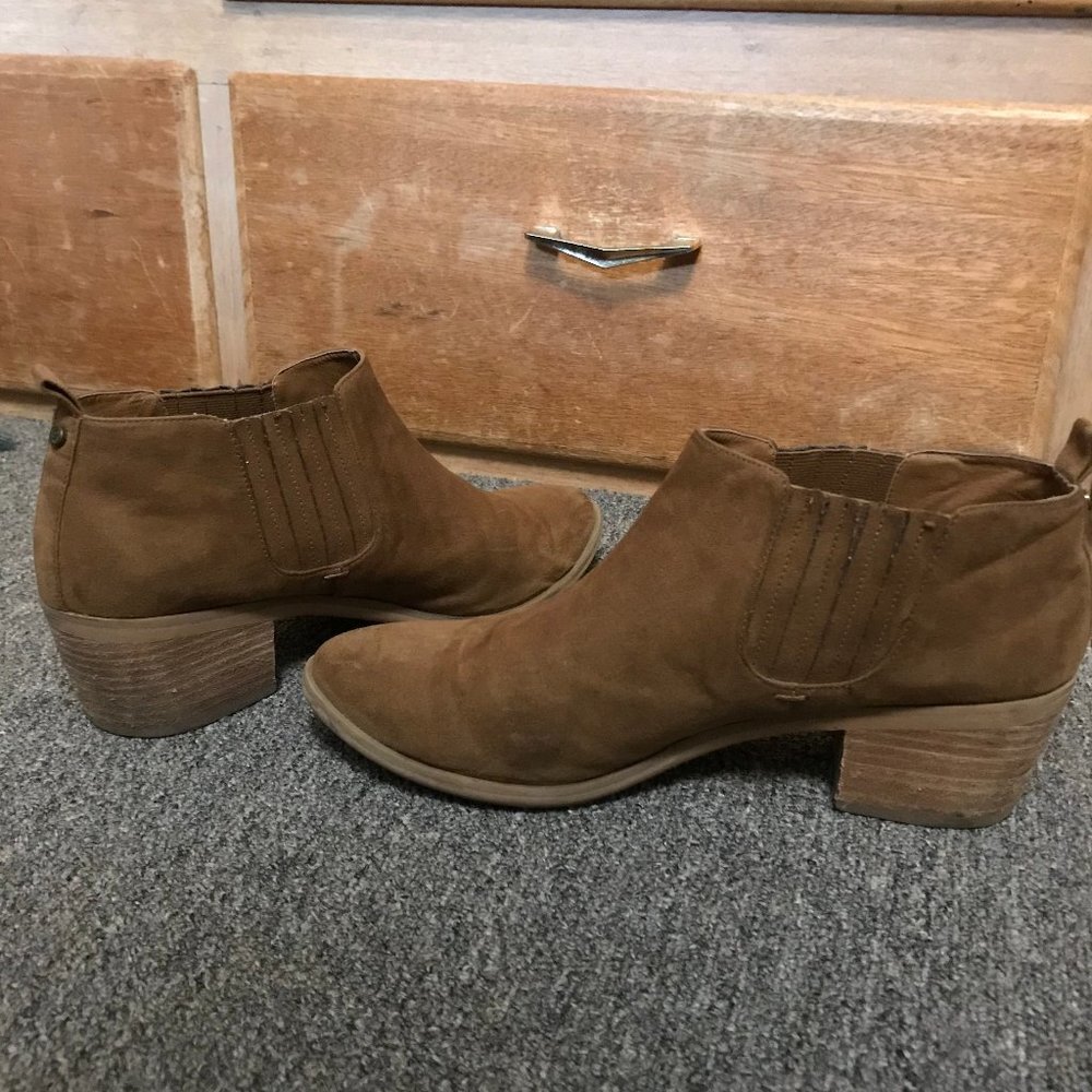 Melrose and Market Booties - Brown